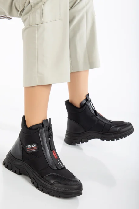 Siyah Su Geçirmez Kışlık Bot - Paraşüt Fermuarlı, Ortopedik ve Dayanıklı Yeni Sezon Bot