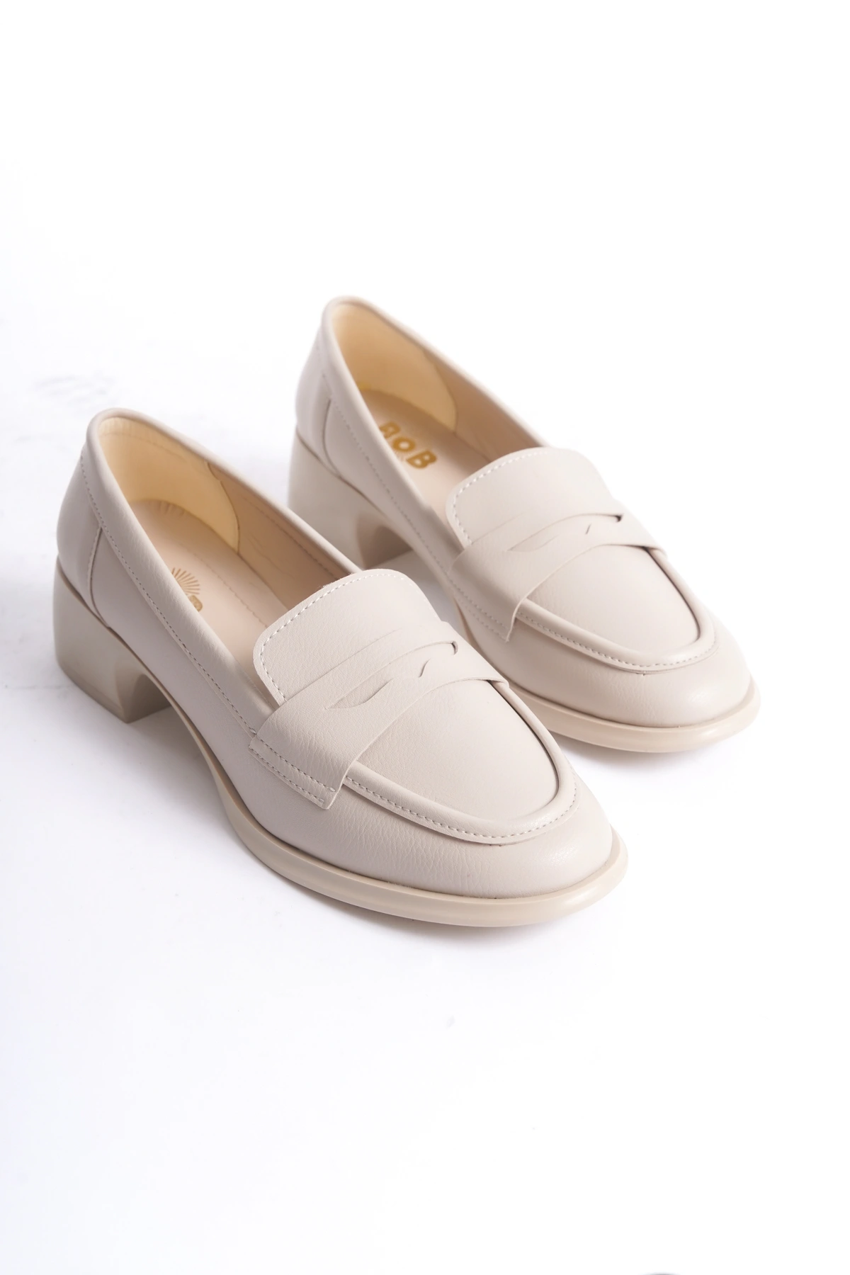 bej-mat-kadin-loafer-gunluk-rahat-ayakkabi1.webp Kadın Loafer Ayakkabı Bej Mat - Günlük Rahat Kadın Ayakkabı - Görsel 1