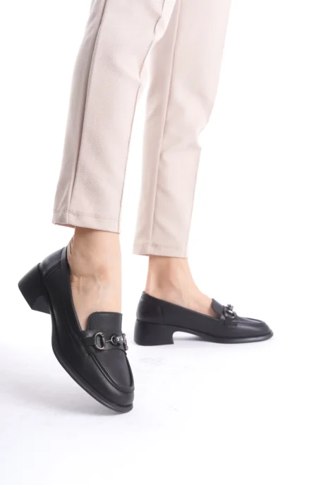 Kadın Loafer Ayakkabı Siyah Mat - Tokalı Şık ve Rahat Günlük Kadın Ayakkabı - Görsel 3